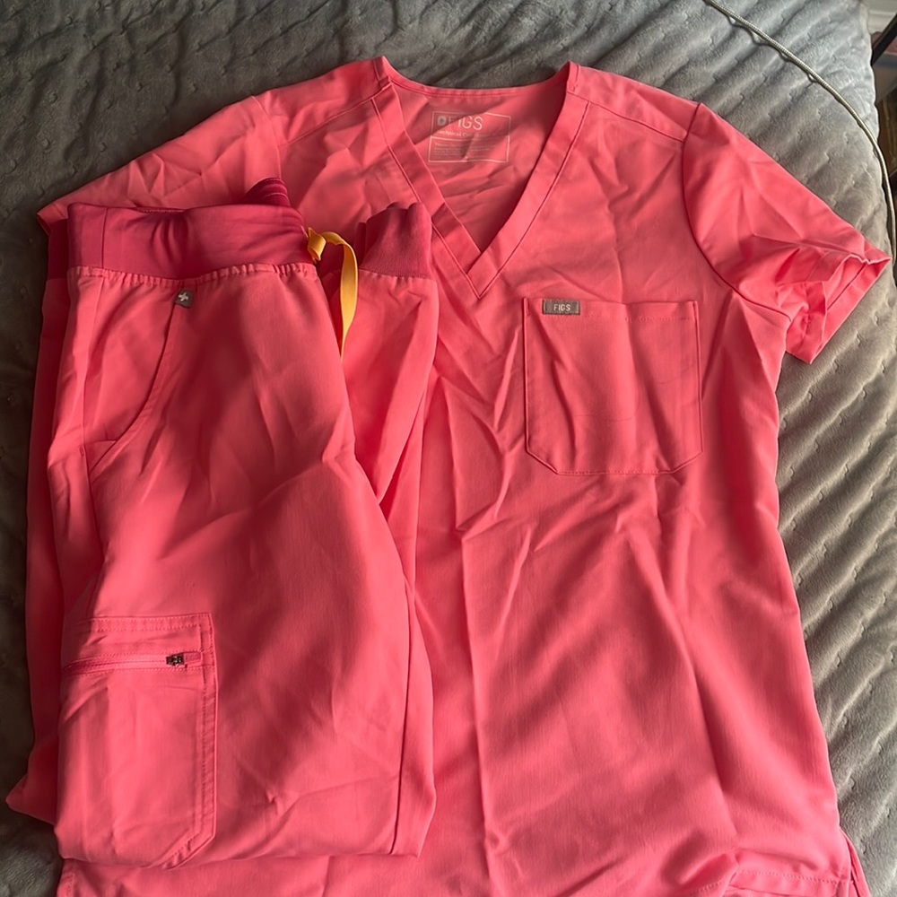 Coral Figs top and bottom